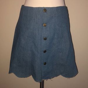 NWOT Scalloped Raw Hem Denim Skirt